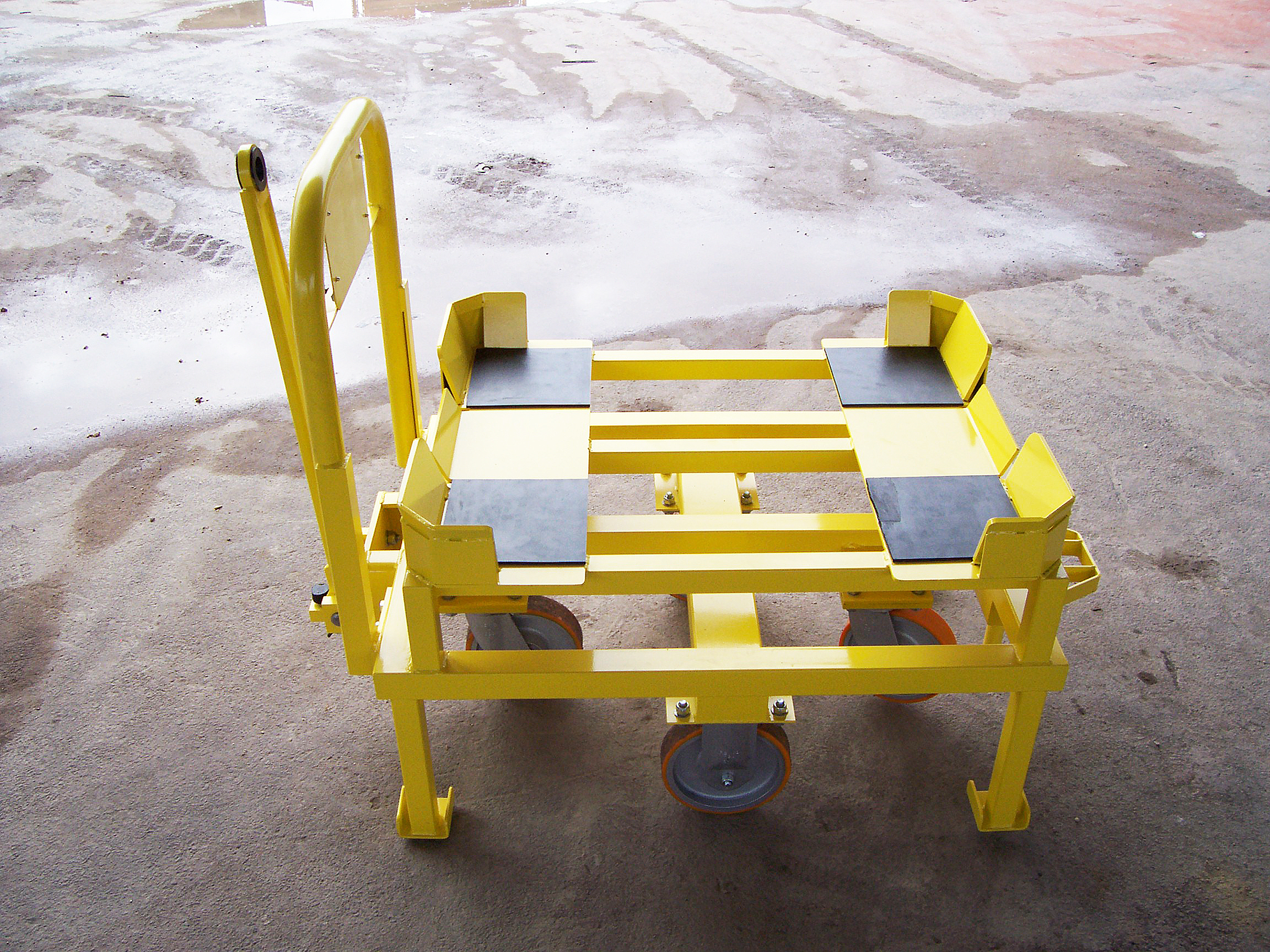 Bases rolantes articuladas